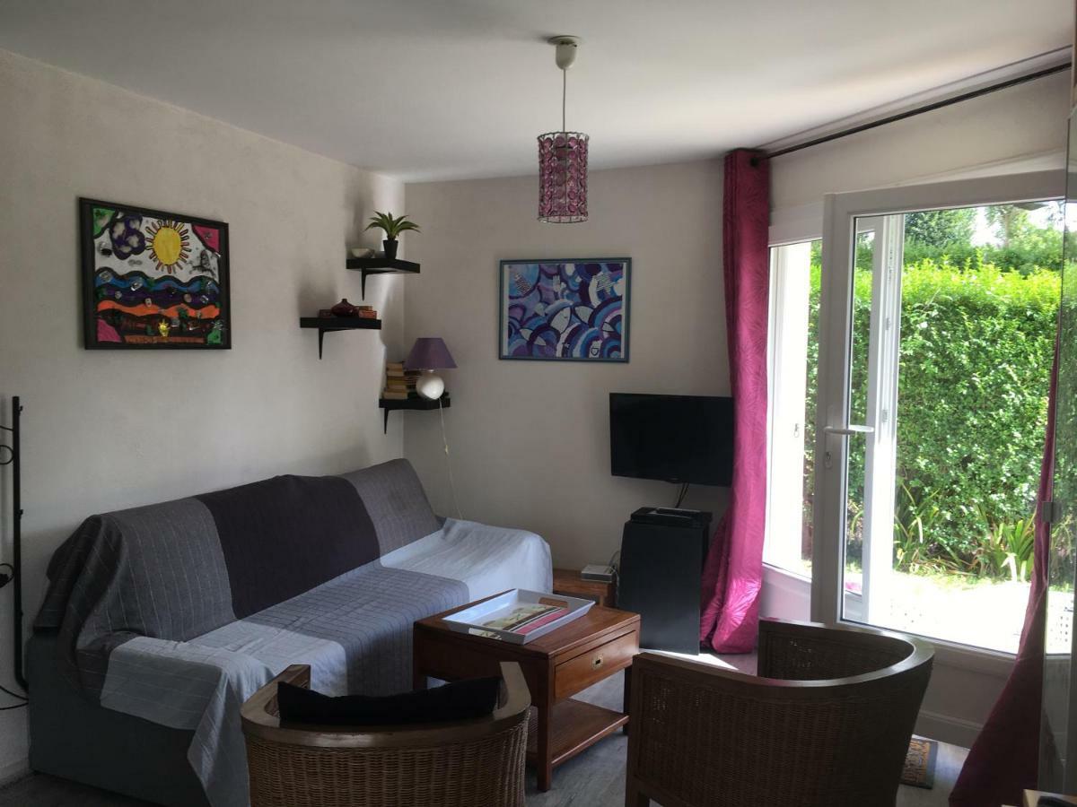 Appartement Proche Mer Avec Jardin Ensoleille Houlgate Bagian luar foto